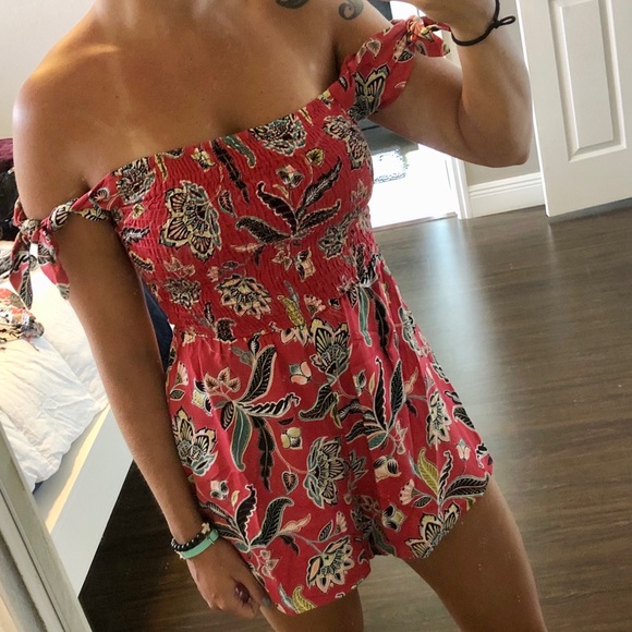 Lush Pants - NWOT Lush Red Floral Off The Shoulder Romper